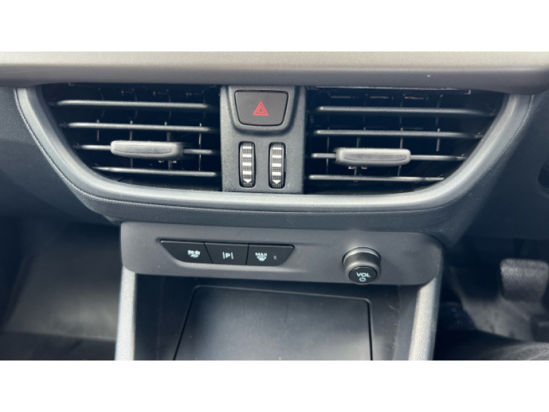 Ford Transit Courier E-Transit Courier 100kW 43kWh Trend Van Auto